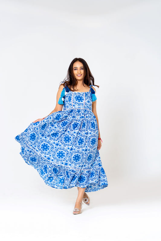 Chic White & Blue Floral Midi Dress