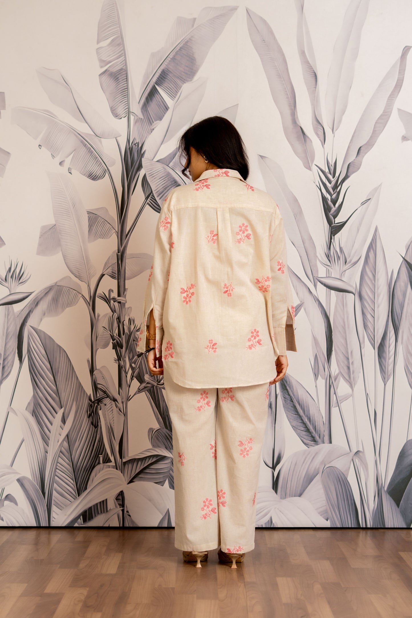 π©βπ§βπ Off-White Embroidered Co-ord Set β For Mum & Mini! ππ©βπ§