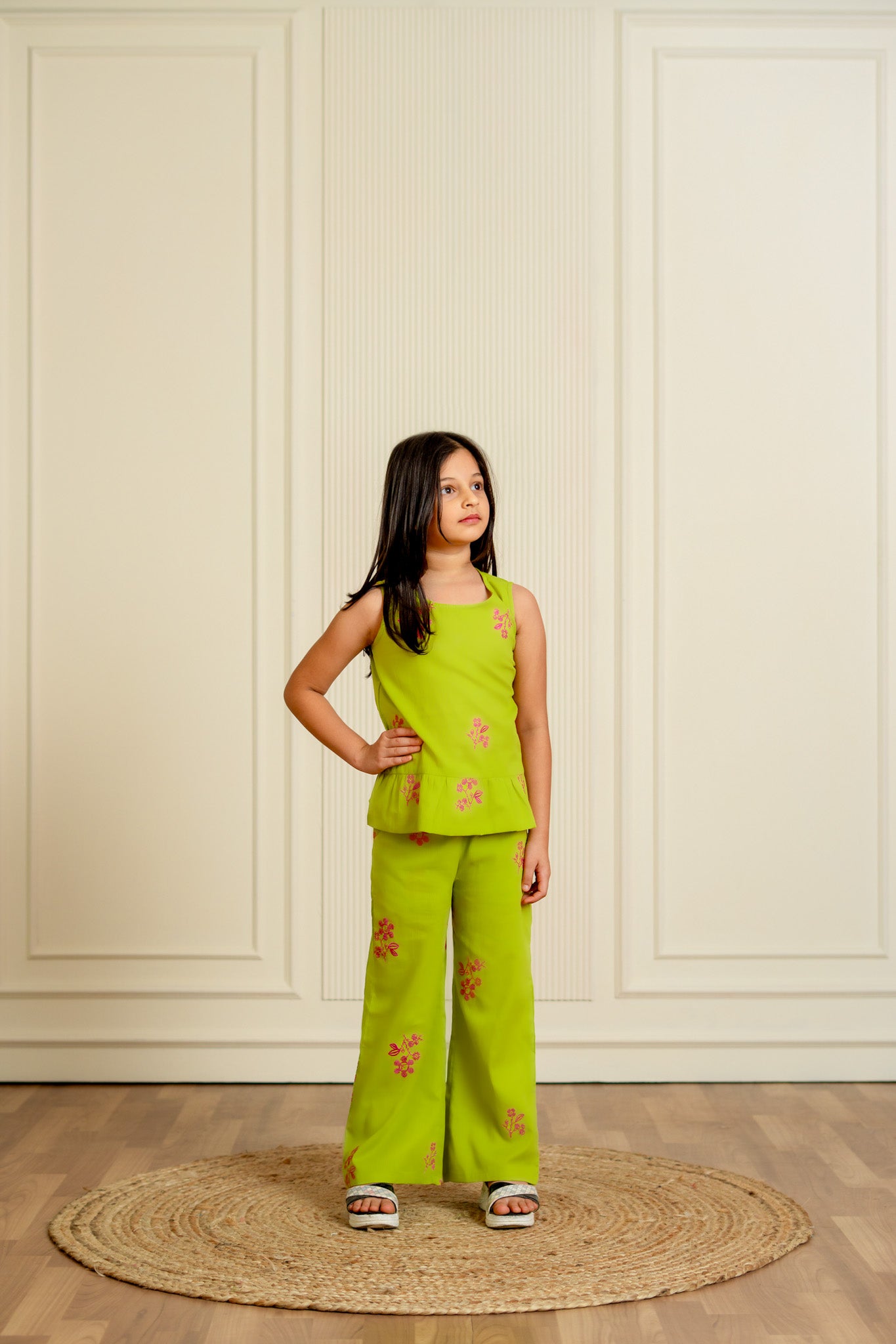 π©βπ§βπ Green Embroidered Co-ord Set β For Mum & Mini! ππ©βπ§