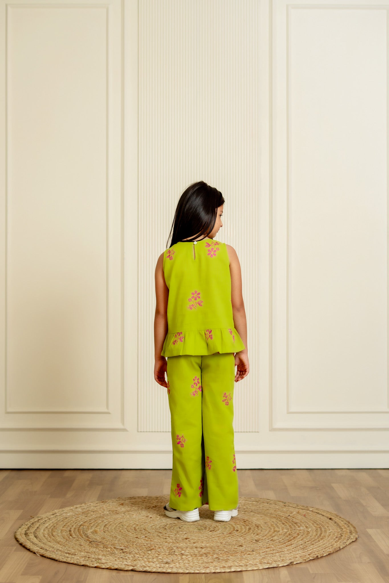 π©βπ§βπ Green Embroidered Co-ord Set β For Mum & Mini! ππ©βπ§