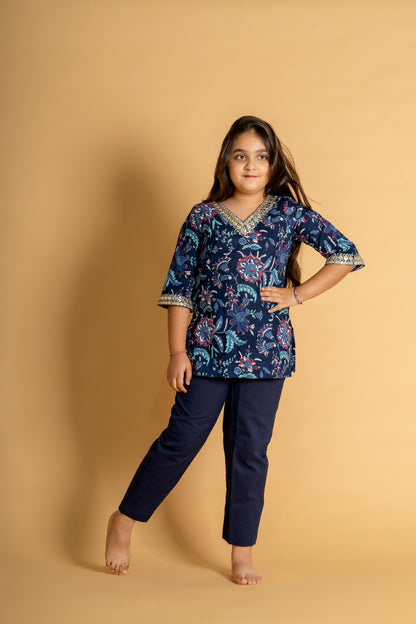 Navy blue floral embroidered short kurta & pant set for girls