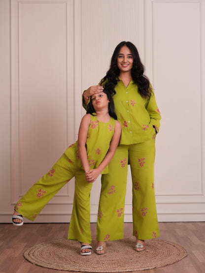 👩‍👧‍👗 Green Embroidered Co-ord Set – For Mum & Mini! 👗👩‍👧