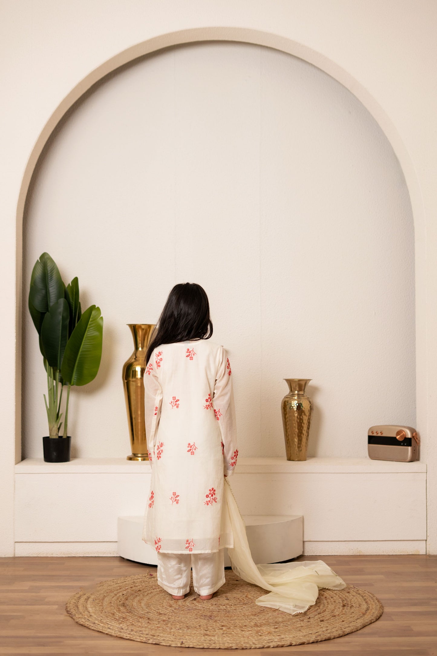 Off-White Mul Chanderi Set For Girls