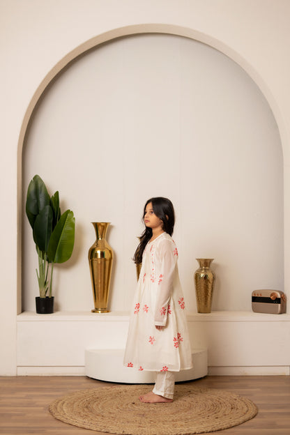 Off-White Mul Chanderi Set For Girls