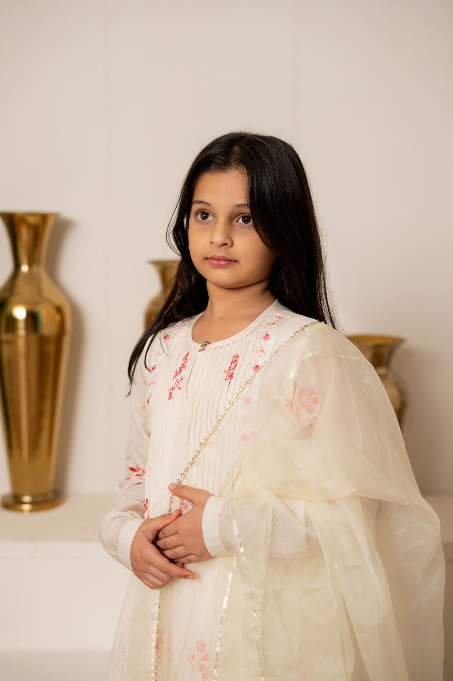 Off-White Mul Chanderi Set For Girls