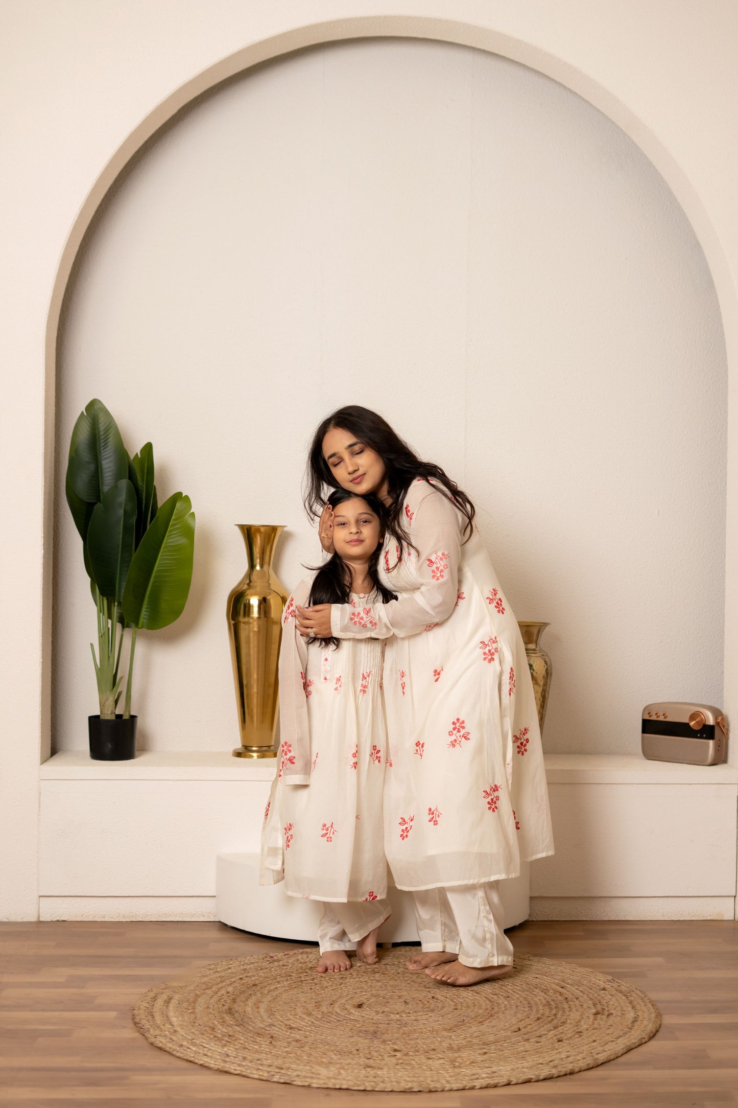 Mul Chanderi Embroidered Set - Twinning in Off-White