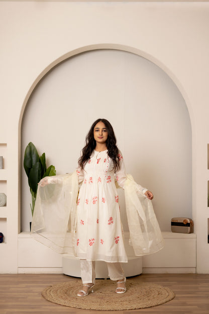 Off-White Mul Chanderi Set For Women