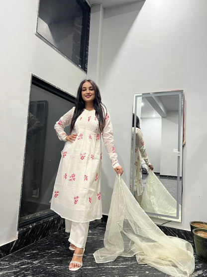 Off-White Mul Chanderi Set For Women
