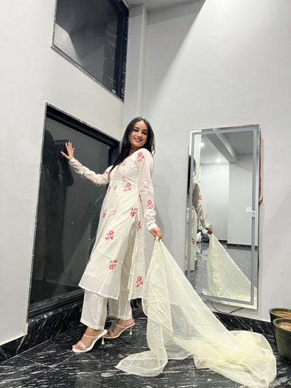 Off-White Mul Chanderi Set For Women