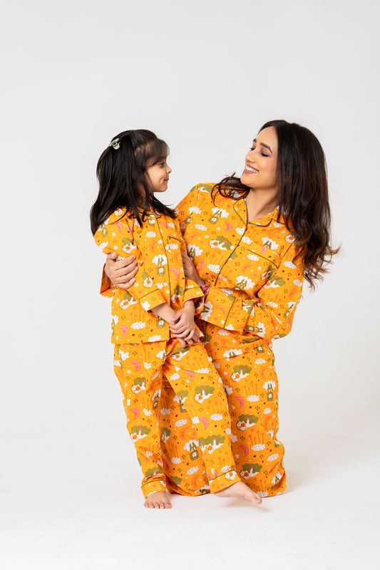 Adorable Orange Cartoon Print Night Suit Set