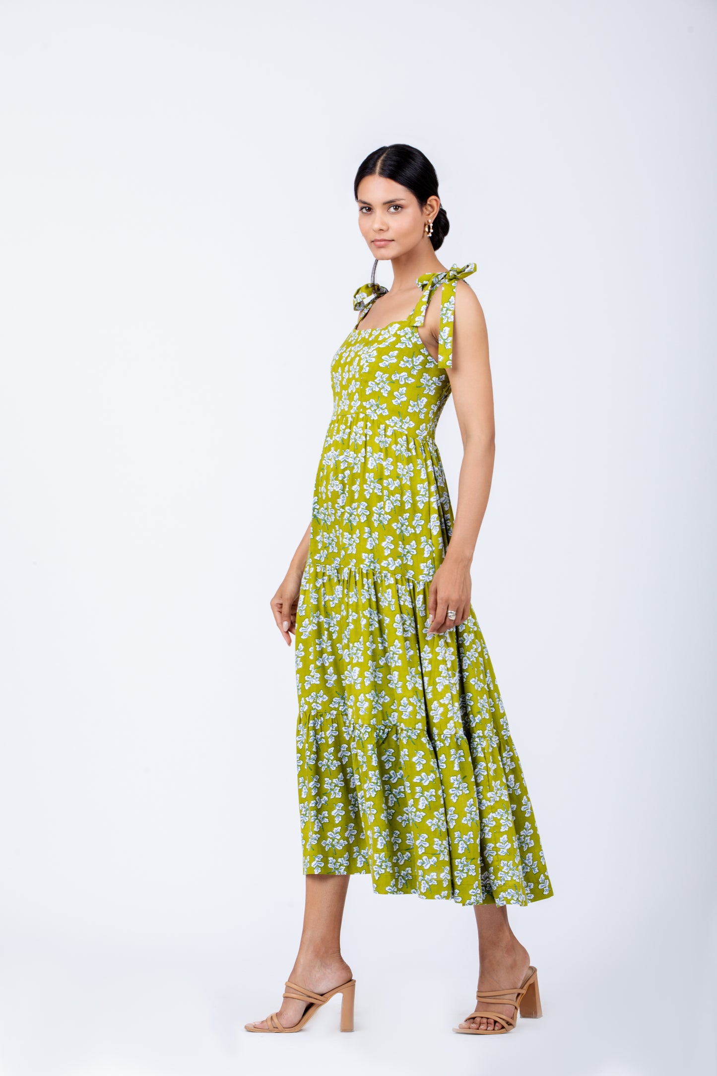 Beachy Green Floral Print Tie-up Straps Dress