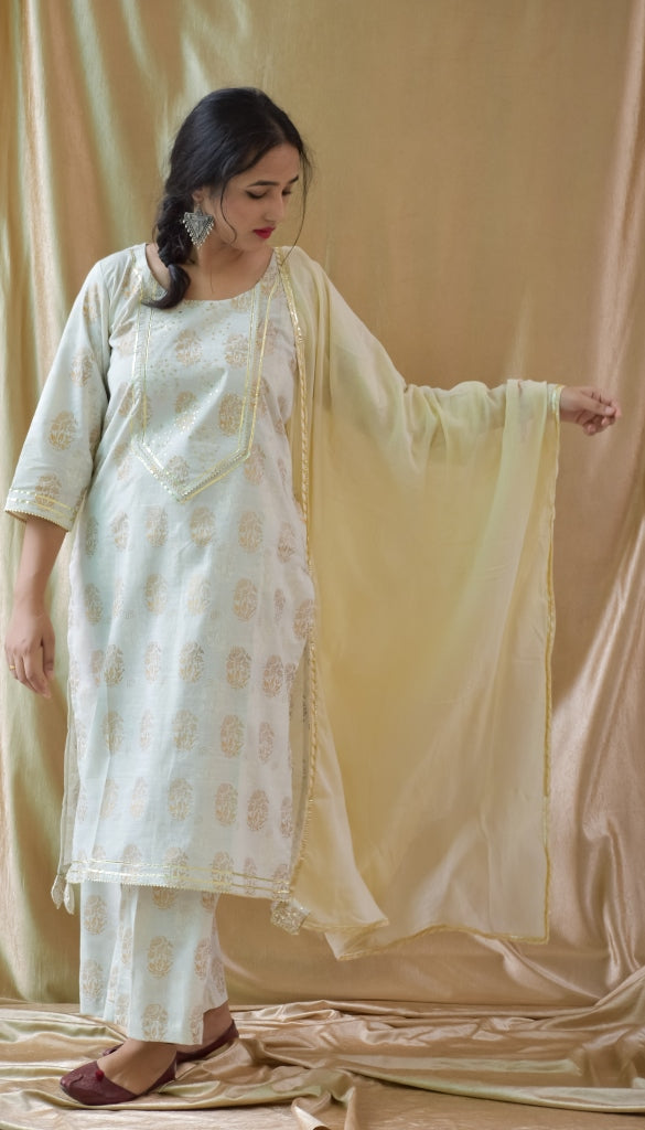 MUM & DAUGHTER Off-White 3-pc Kurta-palazzo Set with Dupatta